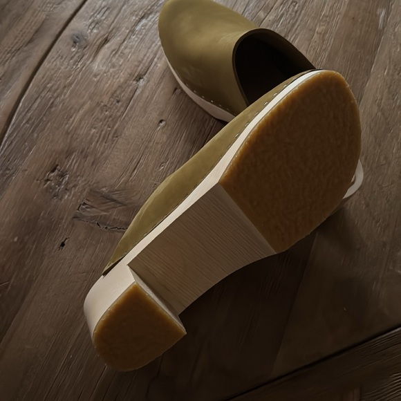 Bryr Clog - Gabe in Kelp - Picture 3 of 4